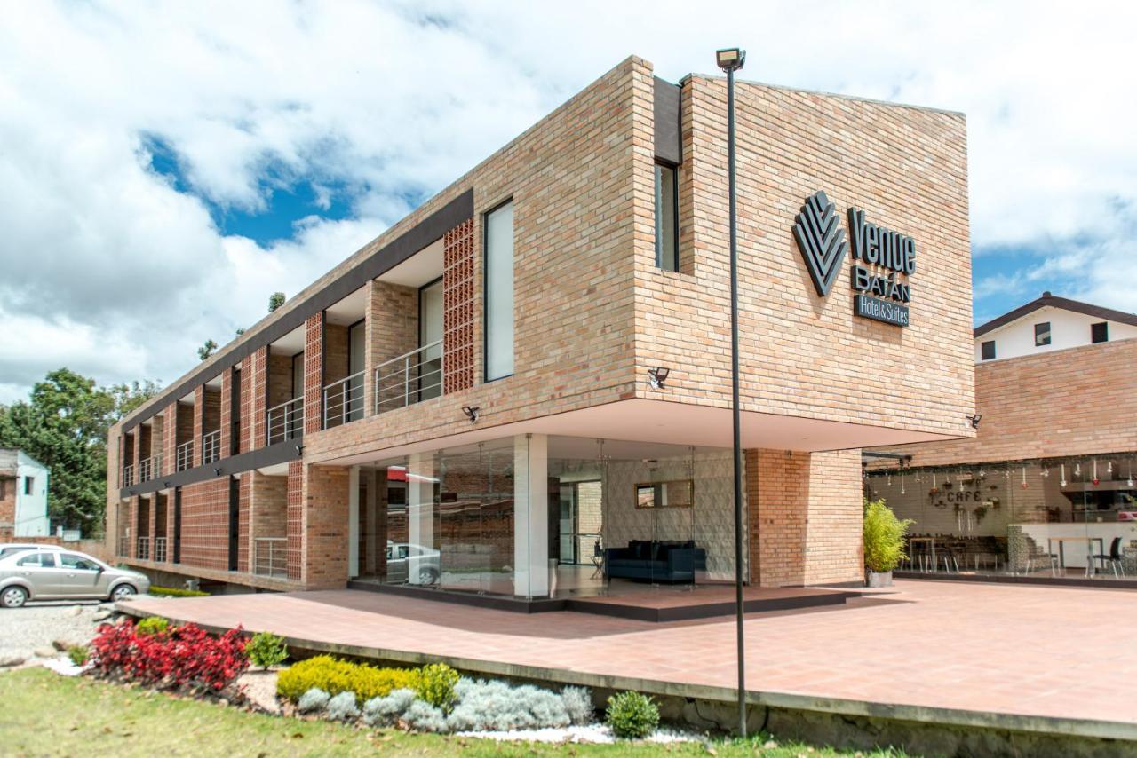 Hotel & Suites En Cuenca, Venue Batan Exterior foto