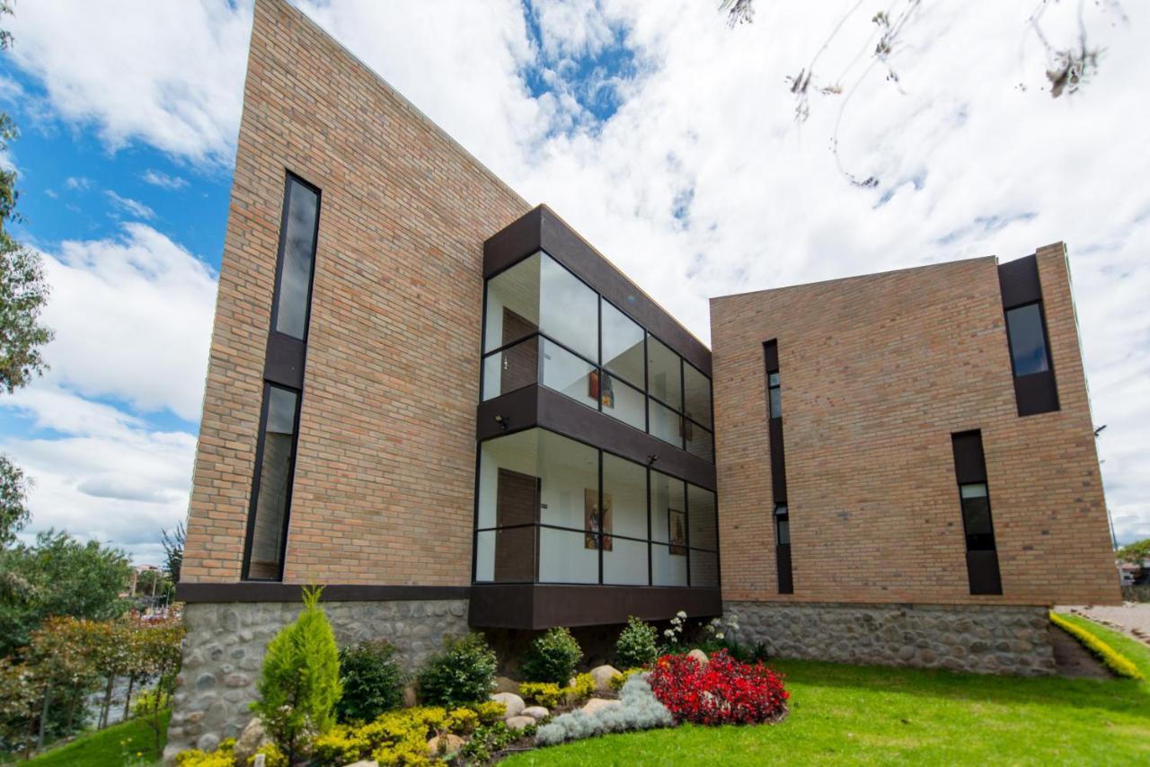 Hotel & Suites En Cuenca, Venue Batan Exterior foto